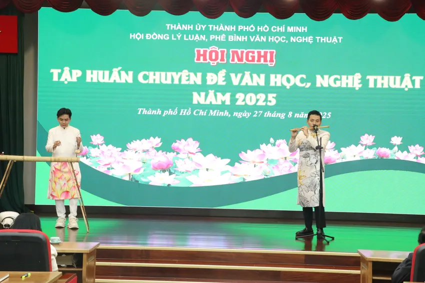 van-hoc-nghe-thuat3.JPG